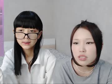 girl
        little_yena cam image #3433431