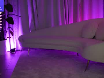 girl
        anniehillofficial_ cam image #3245130