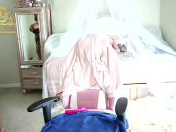 girl
        jasminekay cam image #6833243