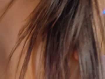 girl
        little_effy18 cam image #3308202