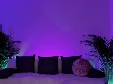 girl
        jessiccaburns cam image #3158469
