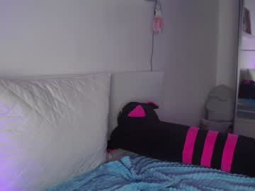 girl
        kleofox cam image #5755350