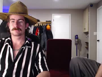couple
        ryanrailer cam image #3233112