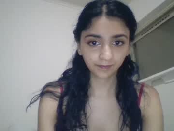 girl
        dreamymermaid cam image #1754326