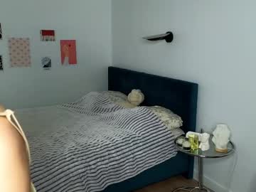 girl
        smoothnesss cam image #7004487