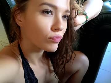 girl
        _demi_dee_ cam image #4756705