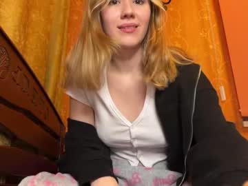 girl
        juicy_rich_ cam image #1266824