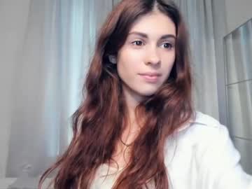 girl
        love_storiesa cam image #2528173