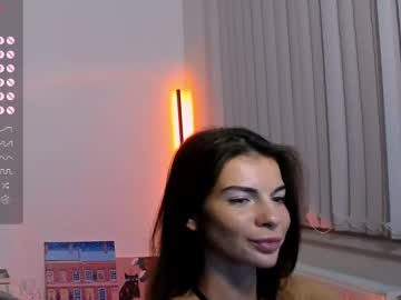 girl
        andrea__bass cam image #6613136