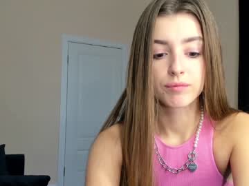 girl
        coy_amina_ cam image #503246