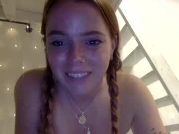 girl
        princessgingersnap cam image #1124677