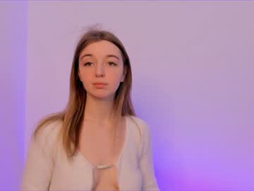 girl
        elizabeth__gray cam image #367177
