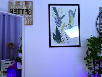 girl
        elizabeth__gray cam image #1454547