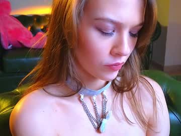girl
        _demi_dee_ cam image #5446597