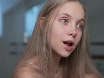 girl
        appr0ved cam image #6142457