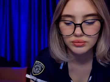 girl
        angella_kleee cam image #5113201