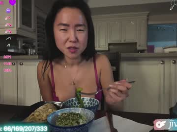 girl
        jiwon4u cam image #5122864