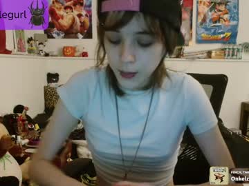 girl
        beetlegurl cam image #4933252