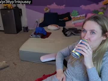 girl
        pr3ttyp1nkpussy cam image #5873953
