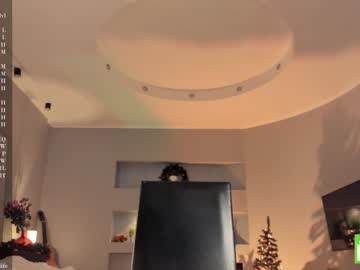 girl
        margarethowell cam image #5682273
