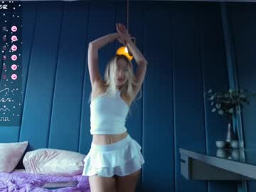 girl
        kriss0leoo cam image #4260418