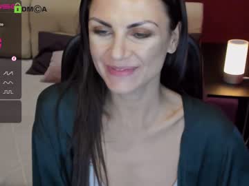girl
        candygash cam image #759758