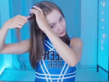 girl
        bless_sheila cam image #2157325