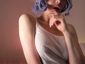 girl
        reei__ cam image #2197596