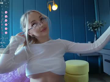girl
        kriss0leoo cam image #4079662