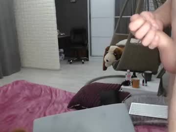 couple
        monicatedyy cam image #4752261