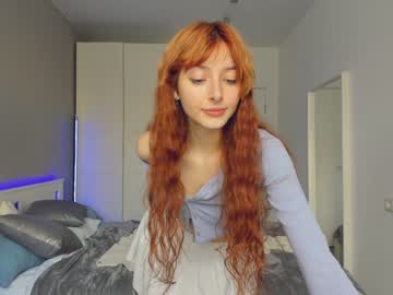 girl
        jennifer_ewans cam image #1439273
