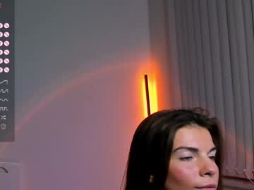 girl
        andrea__bass cam image #6620151