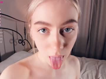 girl
        kateharrise cam image #1762624