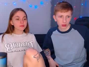 couple
        julsweet cam image #3193541