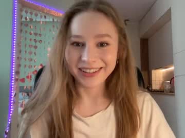 girl
        whoisalisa cam image #6917642