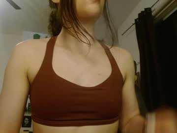 girl
        strawberry141 cam image #1335136