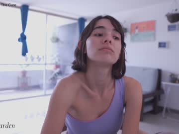 girl
        maria_alfonsina_ cam image #2402397