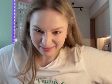 girl
        whoisalisa cam image #6918650
