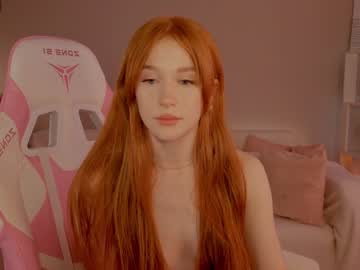 girl
        leahsthetics cam image #3856653