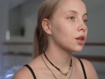 girl
        appr0ved cam image #5936620