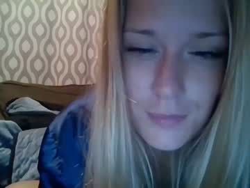 girl
        brittx00x cam image #2191279