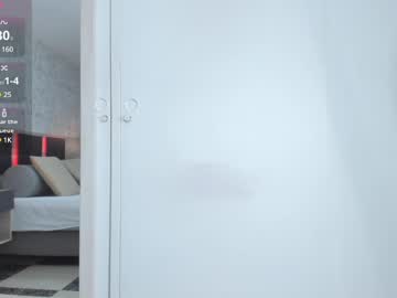 girl
        lili_foxy cam image #6345048