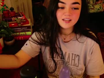 girl
        annatigarr cam image #4918956