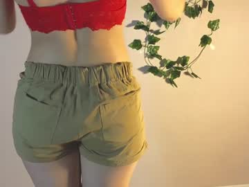 girl
        teresabriggs cam image #2384532