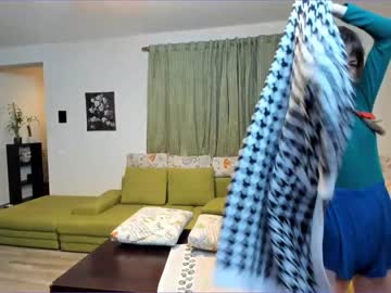 girl
        zt0_ cam image #3766221