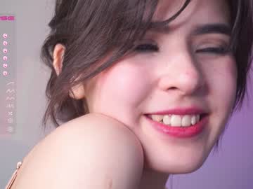 girl
        amandamedrano cam image #1444506