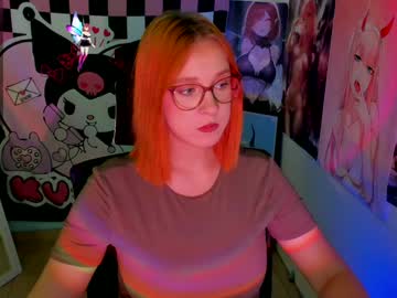 girl
        margaret_red cam image #5241538