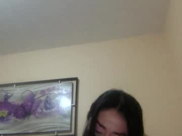 girl
        _natycutei19 cam image #6102136