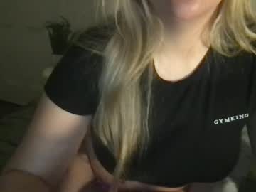 girl
        sammie58777 cam image #3543911