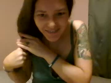 girl
        daydreamj cam image #4034987